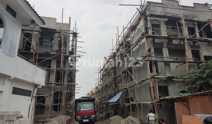 Di Jual Kost"kosan Bogor,depok,bekasi, Jakarta Baru Full Furnis Full Sewa Dekat Mrt,stasiun Kereta,busway,universitas, Perkantoran,tanpa Dp,bebas Banjir,ready,dekat Pintu Toll,pusat Perbelanjaan,sekolah,dekat Ipb,itb,universitas Indonesia