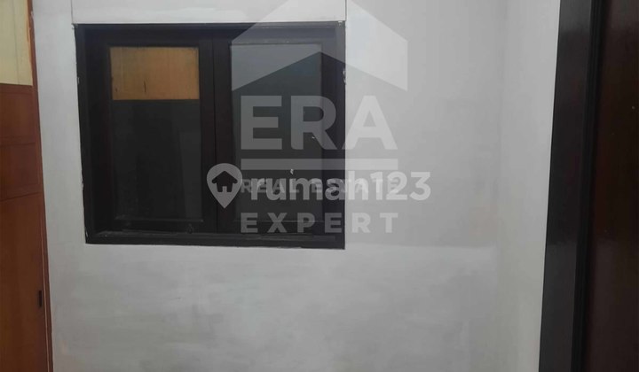 Disewakan Rumah Standart Metland Lebar 6 @SHM, Jakarta Timur 2