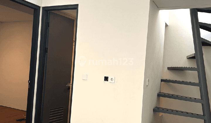 Di Sewakan Rumah Brand New Siap Huni Grand Duta City 11