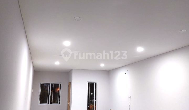 Di Sewakan Ruko Harapan Indah 2 Lt 5
