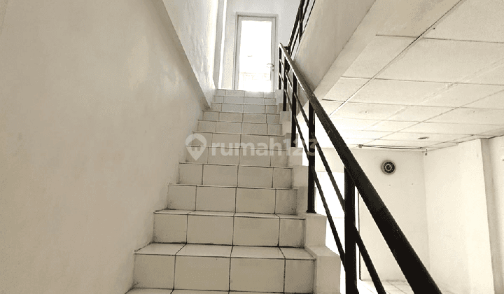 Sewa Ruko Cempaka Mas Cantik Siap Huni Untuk Usaha 8