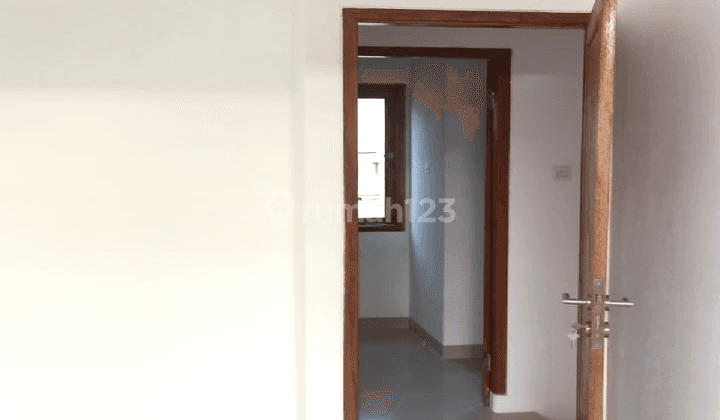 Rumah 2 Lantai Bagus Unfurnished di Sawangan Depok 2