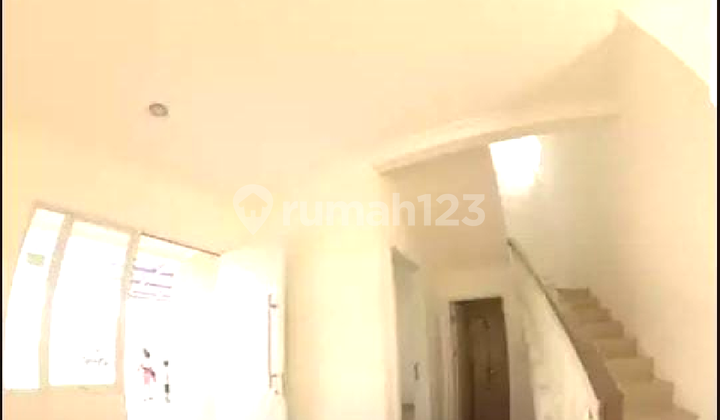 Turun Harga! Dijual Cepat Rumah 2 Lantai, Shm, Jakarta Garden City, Aeon Mall Cakung, Jakarta Timur