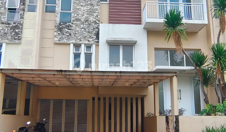 Lotus Summarecon Bekasi Jalan Kembar Utama View Danau Split Level Morizen JARANG ADA LIMITED 2