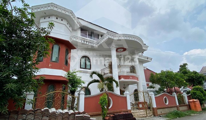 Termurah!!! Rumah Mewah Hoek 3 Lantai Semifurnish, Harga Dibawa Pasaran, Dekat Eka Hospital @SHM, Harapan Indah, Bekasi Termurah!!! Rumah Mewah Hoek 3 Lantai Semifurnish, Harga Dibawa Pasaran, Dekat Eka Hospital @SHM, Harapan Indah, Bekasi