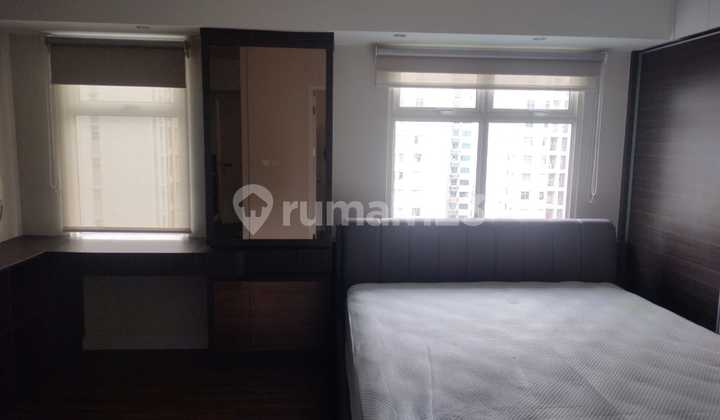 Springlake Apartemen 3 BR Banting Harga Siap Huni View Pool