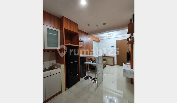 Oak Tower Apartment For Sale 2BR Fully Renovated Full Furnished FREE 2 AC Strategic Location