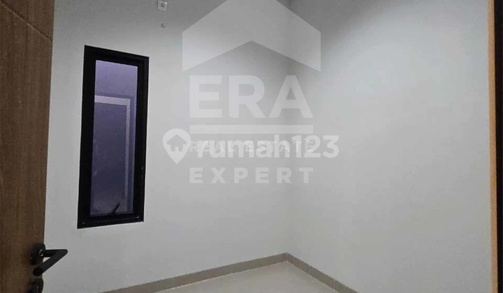 For Sale New 6-Wide House, Beautiful and Ready to Occupy @Bantargebang, Bekasi 2