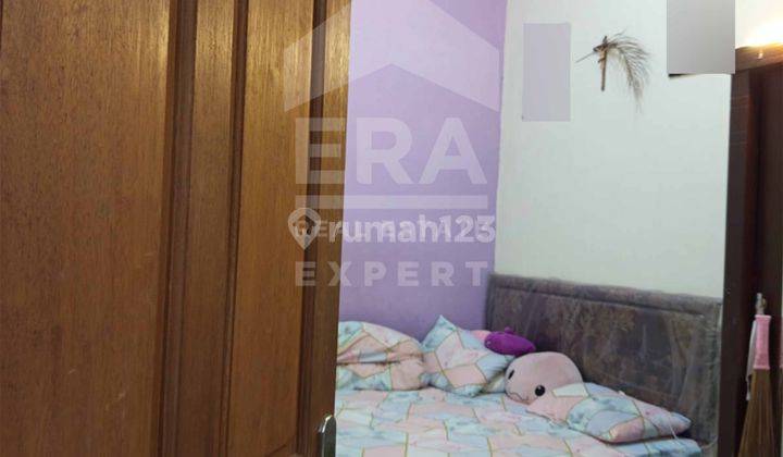 kamar tidur dijual rumah 2 lantai siap