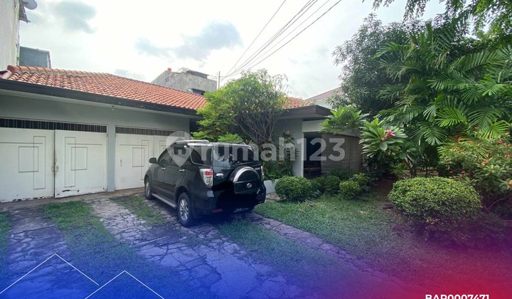 Dijual Rumah Besar dan Luas Dekat Pusat Bisnis dan Kuliner, Bisa Untuk Usaha dan Kantor @Cempaka Putih, Jakarta Pusat Dijual Rumah Besar dan Luas Dekat Pusat Bisnis dan Kuliner, Bisa Untuk Usaha dan Kantor @Cempaka Putih, Jakarta Pusat