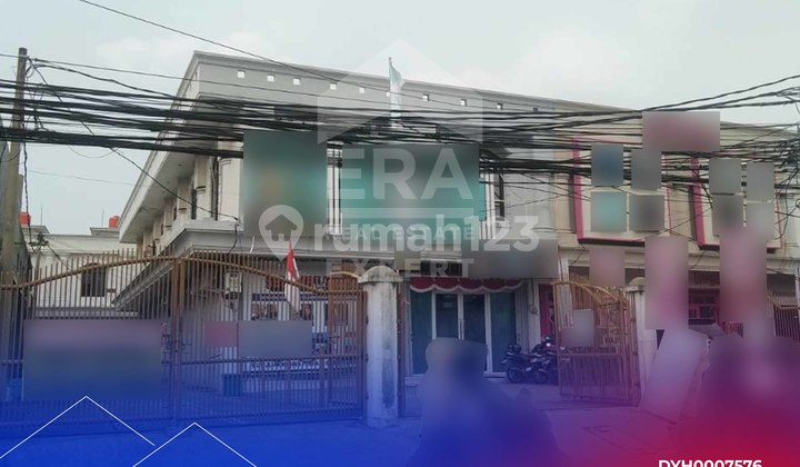Disewakan Ruko 2,5 Lantai Cocok Untuk Usaha Expedisi @Condet, Jakarta Timur 1