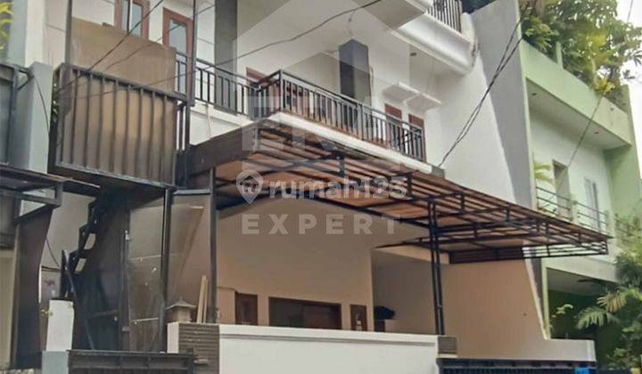 Dijual Cepat Rumah Dengan Kos kosan 3 Lantai, Lokasi Strategis, Sudah Shm, Harga Nego Sampai Deal, Pulo Asem, Jakarta Timur 1