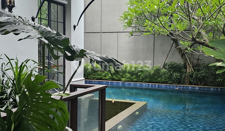 Rumah Mewah Brand New Di Pondok Indah.  2