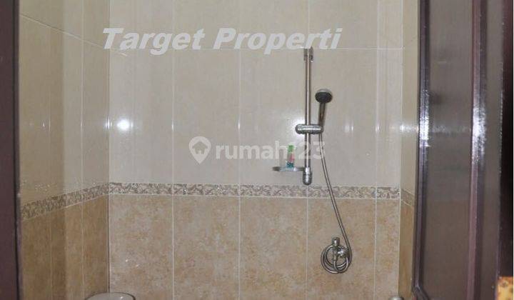 Rumah Cocok Buat Keluarga Kecil, Ada Kitchen Set di Legenda Wisata 5