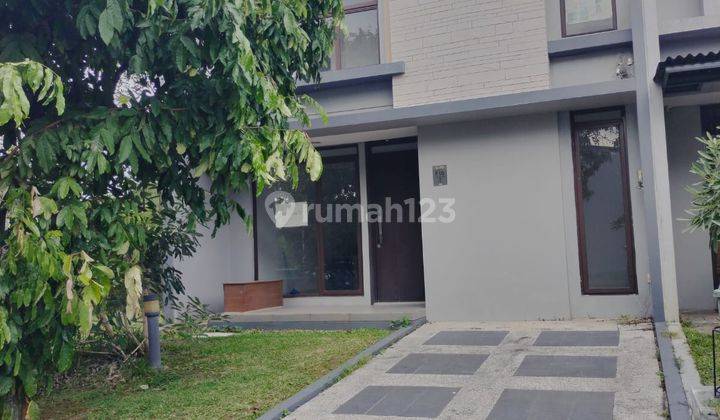 Rumah Eminent di BSD 500 meter dari ICE BSD 1