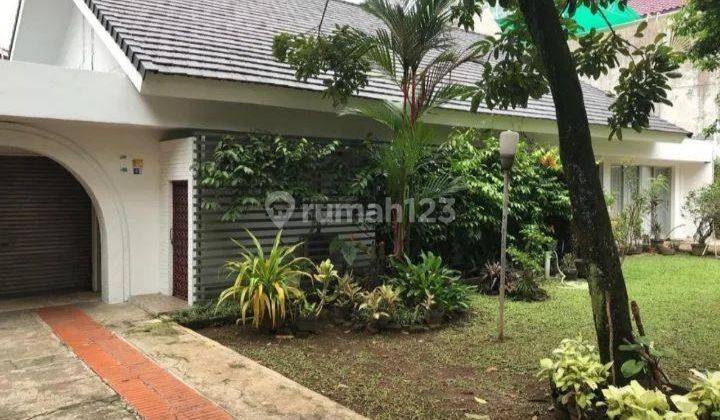 Rumah 2 Lantai Jakarta Selatan dekat ke Senayan 1