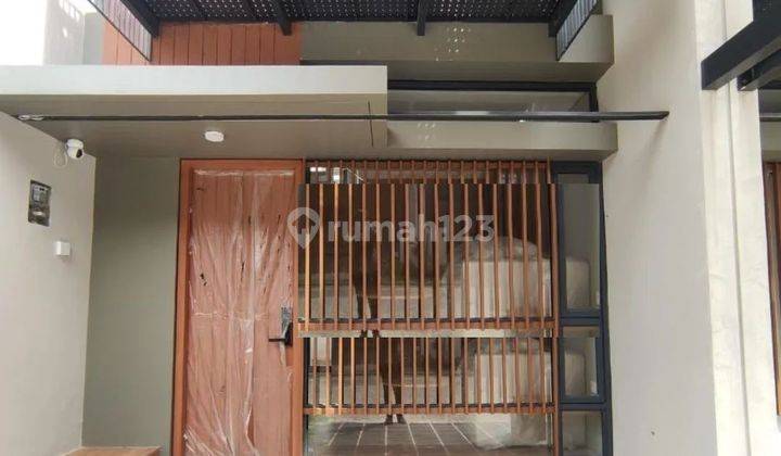 Rumah Cantik Flat House Furnished Siap Huni BSD dekat Gading Serpong 1