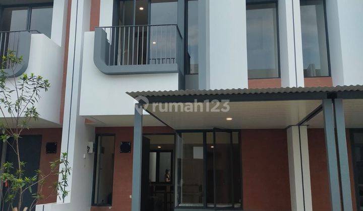 Rumah Cantik 2 Lantai Full Furnished BSD, 5 Menit ke Pintu Tol, 5 Menit ke AEONMall dan 5 Menit ke St. Cisauk 1