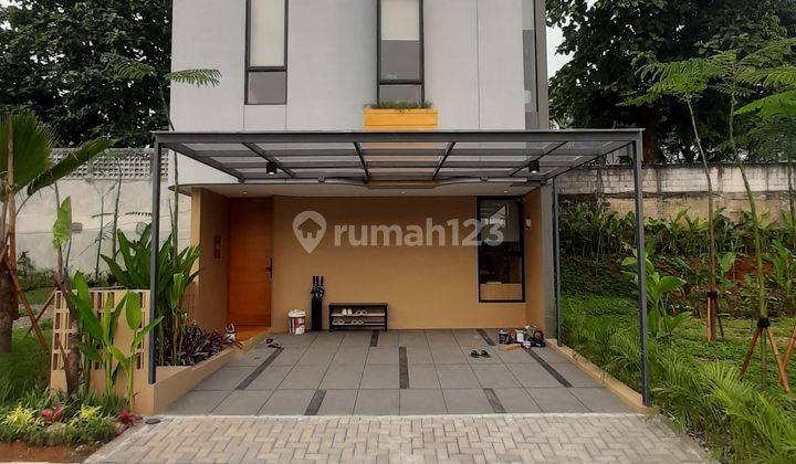 Rumah Konsep Biophilic di BSD, 2 Carport 4+1+1 Kamar Developer The Sanctuary Collection 2