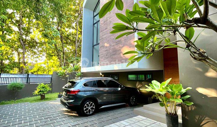 Di Jual Rumah Design Villa 3 Lantai Mewah dan Sejuk di Semarang hanya 5 menit ke Airport 1