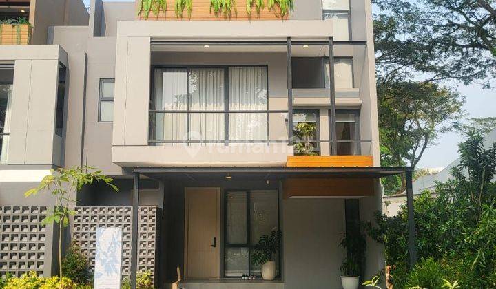 Di Jual Rumah cantik Free DP 0% dekat ke Eastvara Mall BSD, GrandLucky 1