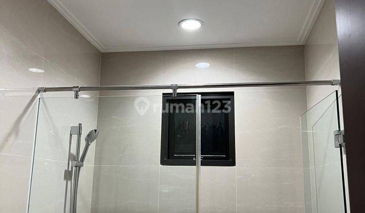 Rumah Cantik Jadeite SHM Full Furnished Lebar 10 Private Cluster Row lebar Siap Huni 2