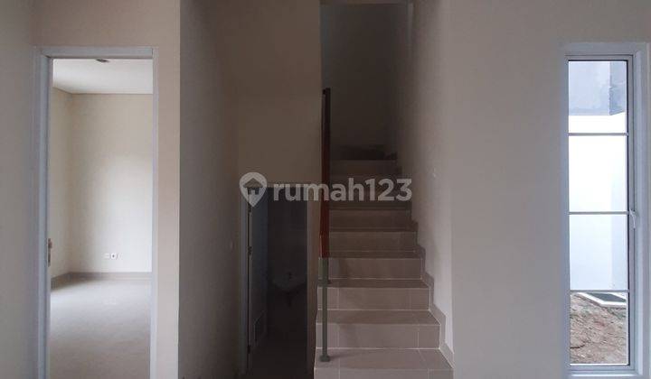 Di Jual Rumah Free PPN 50% Jarang Ada di Gading Serpong Siap Huni, dekat Ruko Aniva bisa jalan kaki, dekat Madison Grande, 10 menit ke Mall Summarecon 2