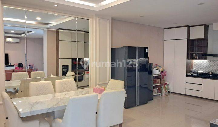 Rumah Cantik Serenade Lake Full Furnished Shm Hadap Selatan, Dekat Toll Dan Summarecon Mall 2