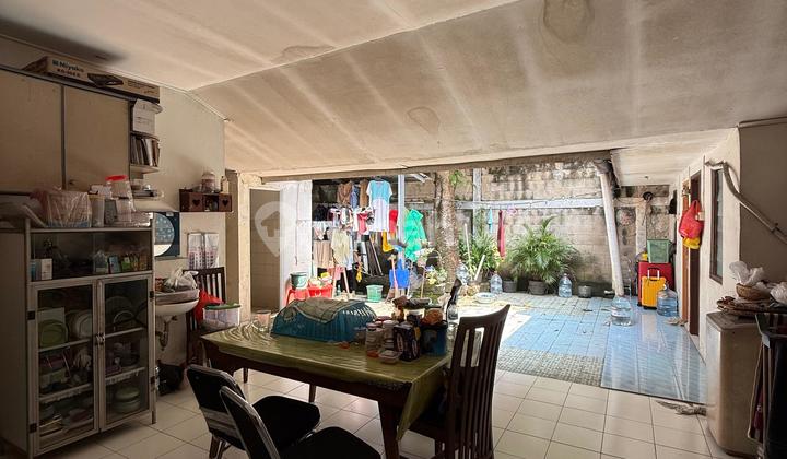 For Sale: Boarding House in BSD Griya Loka, 10x25, On Main Road Near Modern Market and Toll Access 2