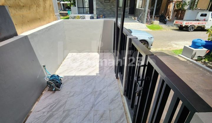 The Ready-to-Occupy Eminent House, 5 Minutes to ICE BSD, Aeon Mall, and Toll Gate. 2