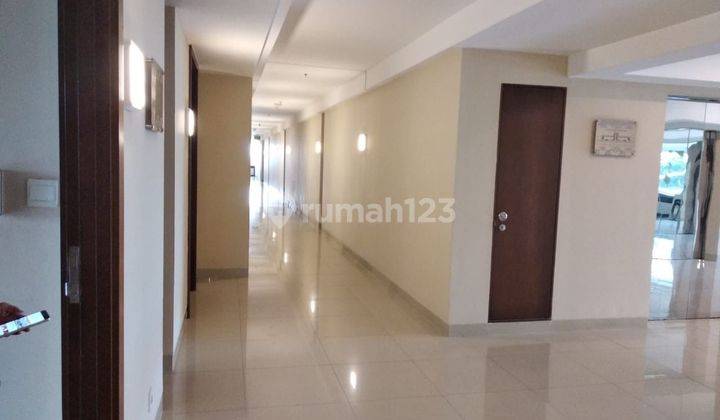 Apartemen Cantik dekat UPH view lapangan golf, 5 menit ke pintu Tol 2