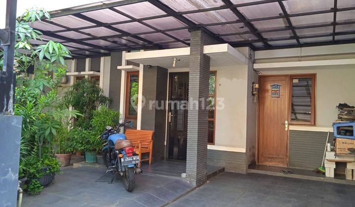 Rumah Cantik Siap Huni Shm Di Griyaloka Bsd Luas 180, 5 Menit Ke Pasamod Eka Hospital Dan Toll Jakarta 1