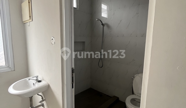 di jual cepat rumah rapi dan cantik samara gading serpong 8x12 shm dekat aniva, maggiore dan hampton 2