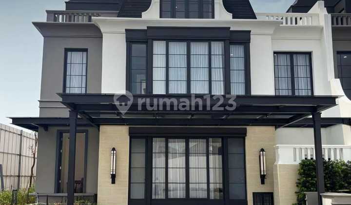 Rumah Parisian Style 3 Lantai Private Lift. 5 Menit Ke Summarecon Mall. Dekat Ke Maggiore Sekolah Saint Johns Syafana Dan Bsd Rumah Parisian Style 3 Lantai Private Lift. 5 Menit Ke Summarecon Mall. Dekat Ke Maggiore Sekolah Saint Johns Syafana Dan Bsd