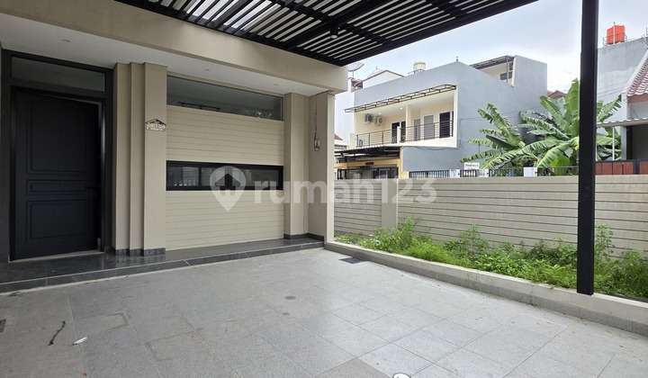 Rumah Hook Siap Huni Gading Serpong Sektor 7a, Dekat Ke Summarecon Mall Dan Umn 2