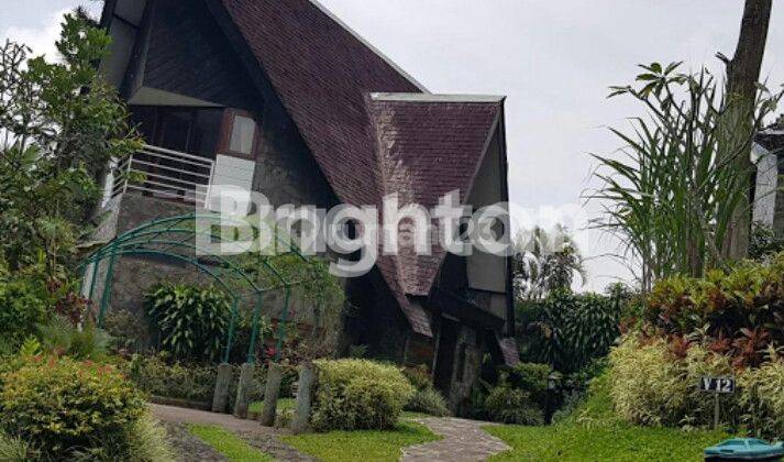 MURAH!!!!  Villa Tengah Kota Batu Selangkah Ke Jatimpark 1 dan Hotel Klub Bunga 1