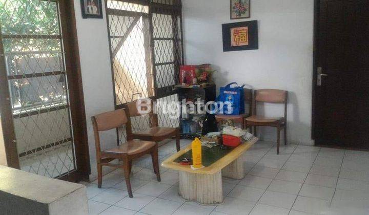 RUMAH 2 LANTAI LOKASI STRATEGIS DI PAMULANG TANGERANG SELATAN 2