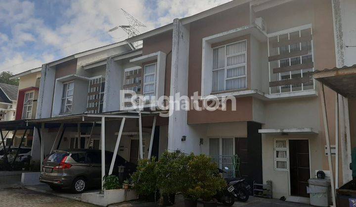 RUMAH 2 LANTAI DI BINTARO 1