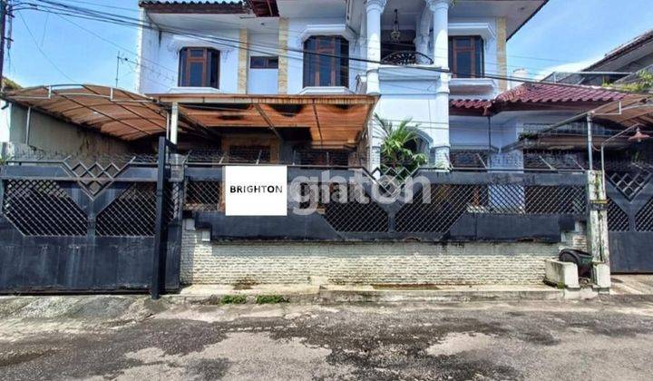 Rumah 2 Lantai Siap Huni Tengah Kota Malang 1