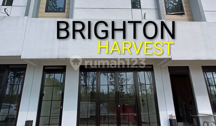 2-Story Shop House Ready to Use, 1 Minute to Binus University Araya Malang 1