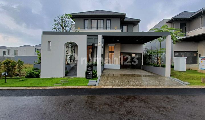 Rumah Eksklusif 2 Lantai Citraland Tidar Kamar 4