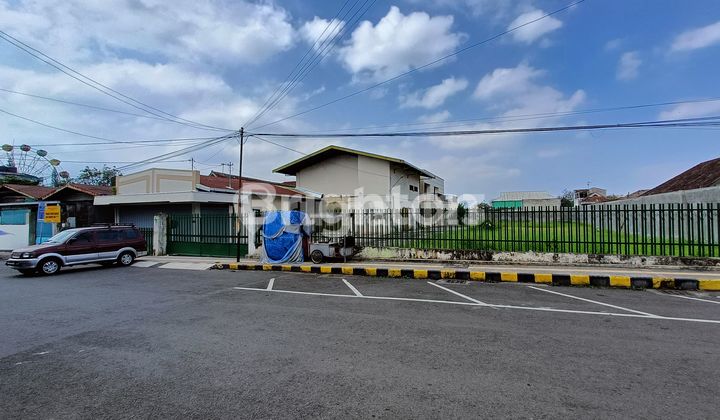 Satu2nya  & Paling Strategis Selangkah ke Alun Alun Kota Batu ‼️