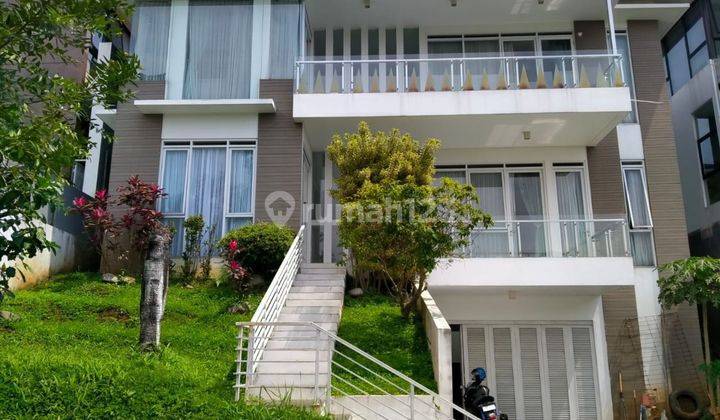 Rumah semi villa 3 lantai resor Dago pakar full furnished  1