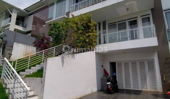 Rumah semi villa 3 lantai resor Dago pakar full furnished  2