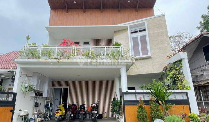 Rumah homey 2 lantai ada kolam renang pribadi Arcamanik  1