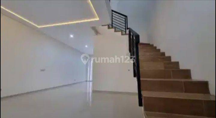 Dijual Rumah Baru Modern 2 Lantai Taman Kopo Indah  2