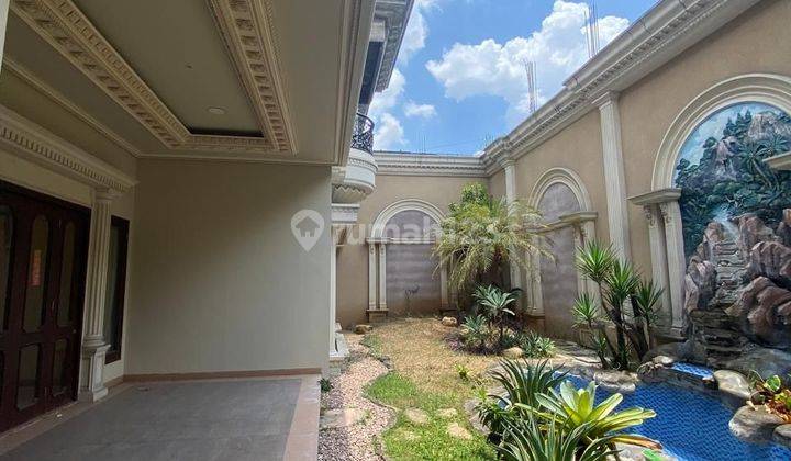 Rumah Mewah Di Pakuwon Indah Surabaya Surabaya Barat Dekat Gwalk