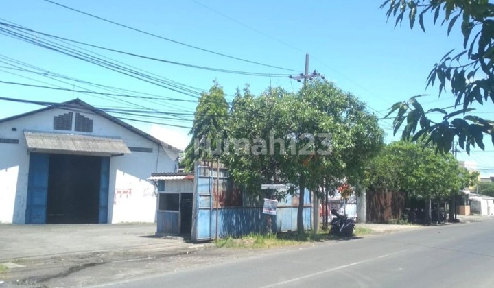 Former Wood Factory &#43; 2 Hectares of Land, Strategic Location in Manyar, Gresik