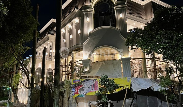 Rumah Mewah Baru Gress American Clasik di Pondok Indah Jakarta 2