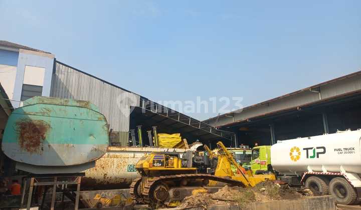 Gudang di Cikarang Bekasi Jawa Barat Gudang di Cikarang Bekasi Jawa Barat